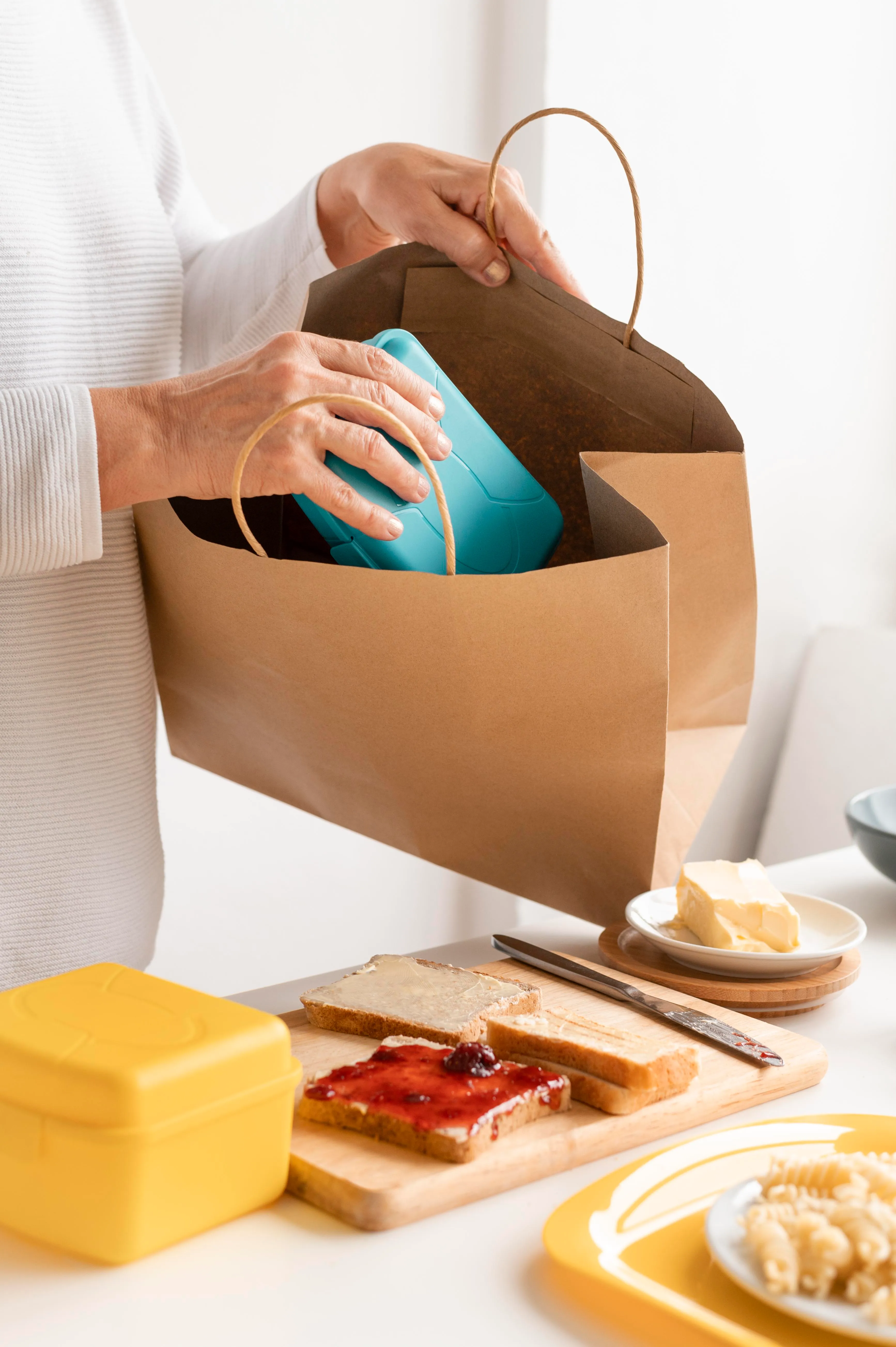 Start your holiday without worrying about the first grocery shop!