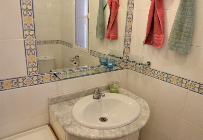 Casa en Torrox Costa - Ref. 393177