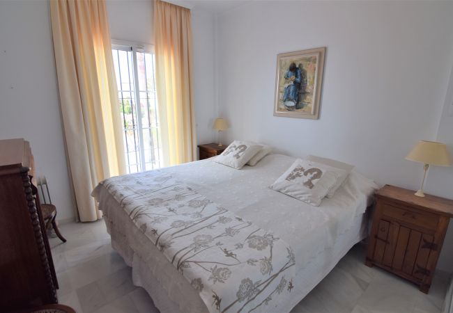 Casa en Torrox Costa - Ref. 393177