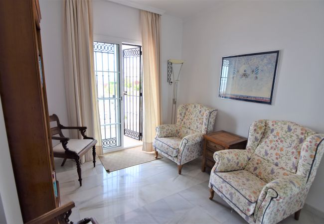 Casa en Torrox Costa - Ref. 393177