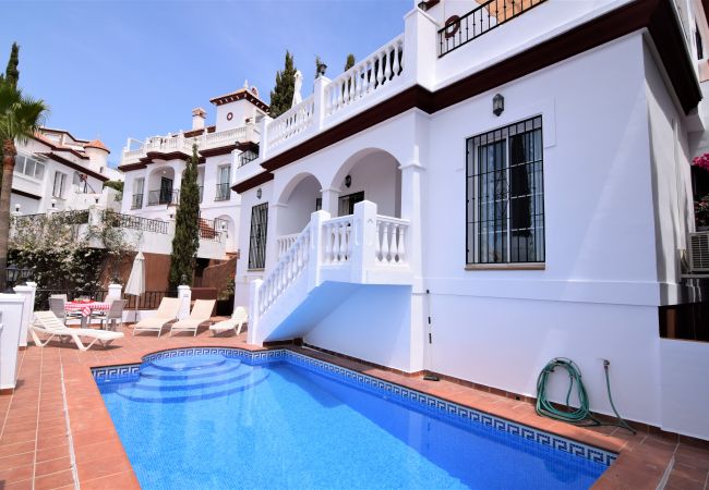 Casa en Torrox Costa - Ref. 393177