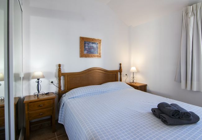 Apartment in Maro - Ref. 585317