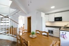 Apartment in Maro - Ref. 585317